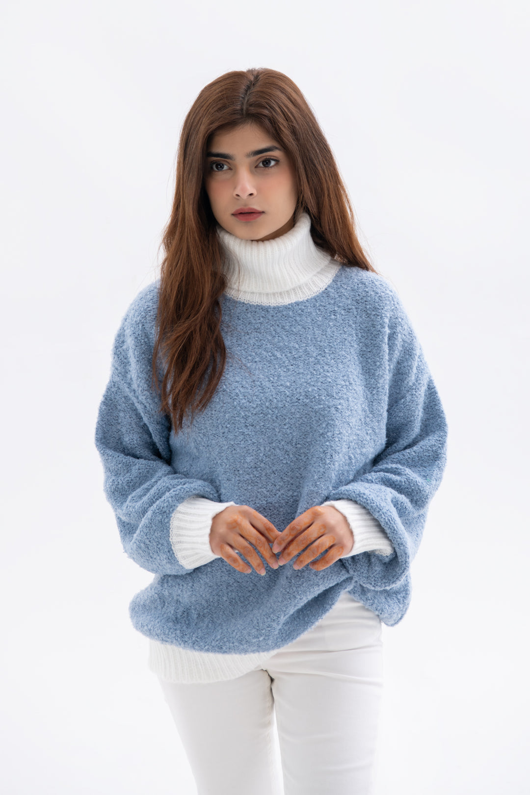 DOUBLE CLOURED SWEATER